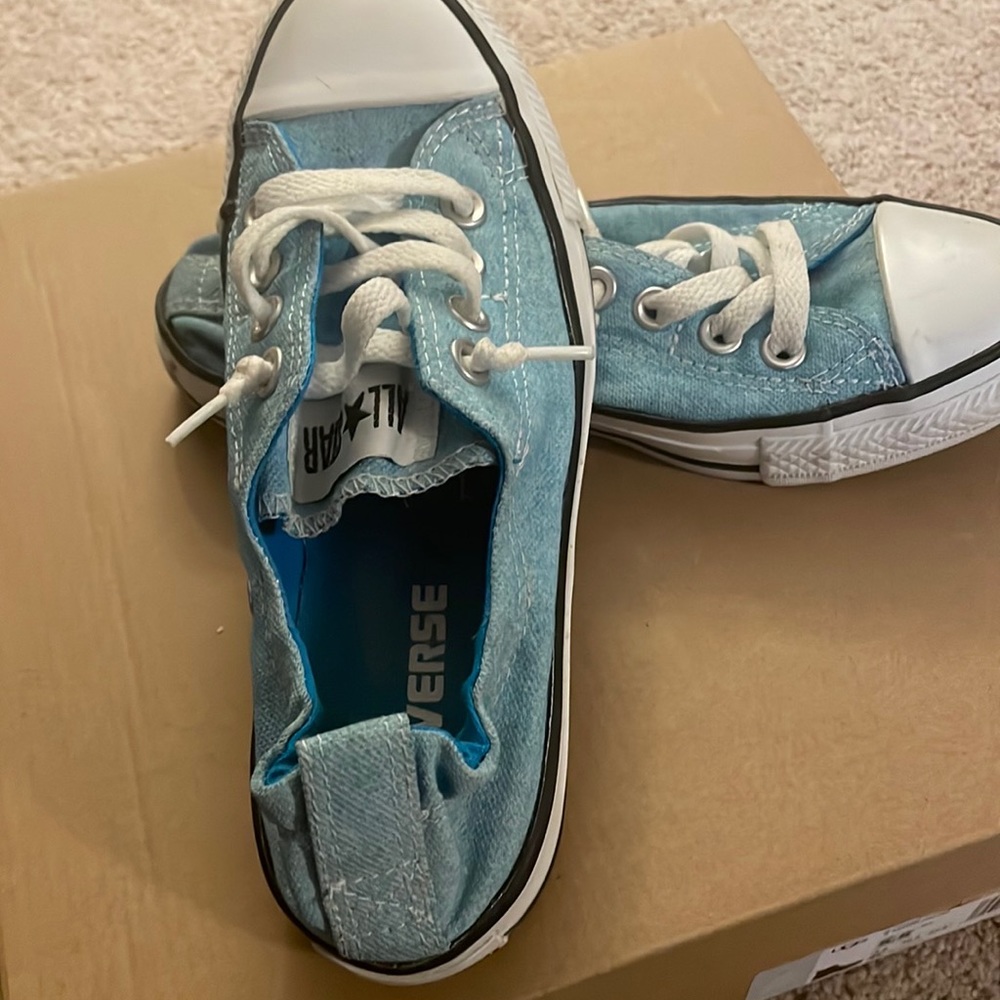 Converse Shoreline Slip Sneaker- Woman's size 5